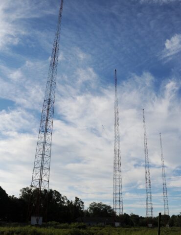 am radio towers